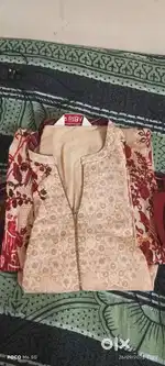 Women’s Branded Kurti with Matching Leggings – Size M”