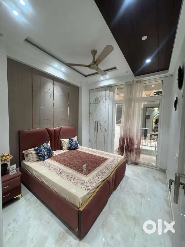 Don't Miss Out: Semi-Furnished 2BHK Flat - Grab This Deal!