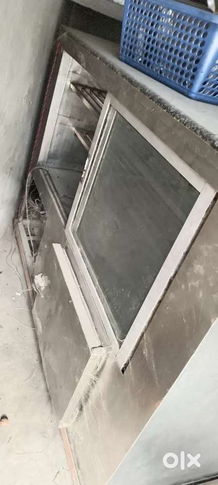 Freez sale Krna ha ya freez halwai wala ha ac freez