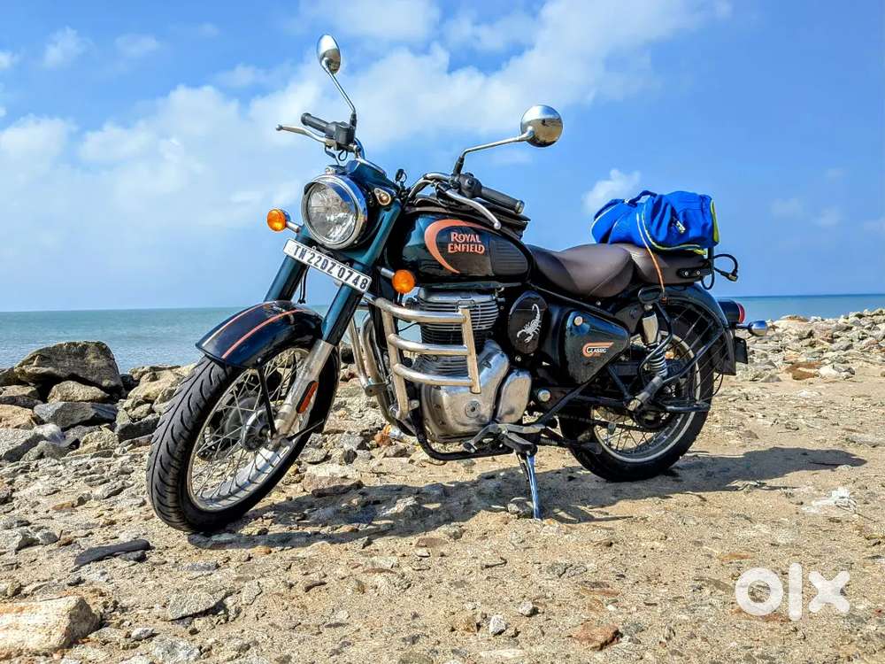 ROYAL ENFIELD CLASSIC 350 HALCYON GREEN DUAL CHANNEL ABS SINGLE OWNER