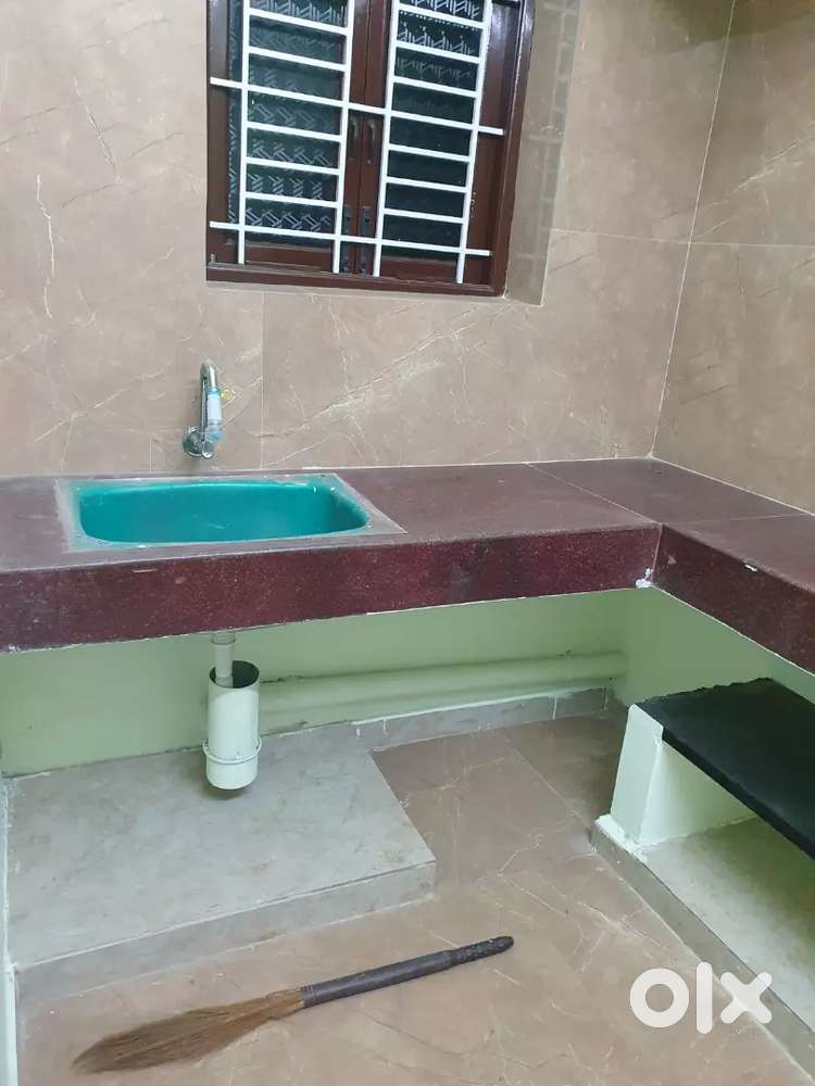 House for rent 5500 bachelors allowed. Madurai. koodal pudur