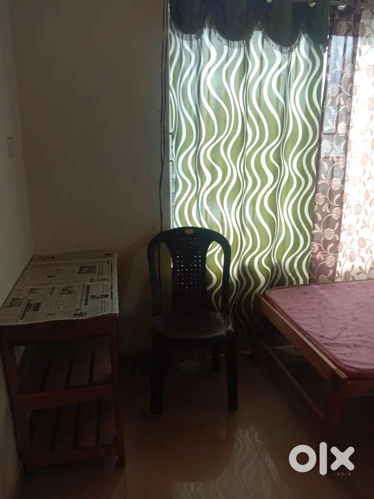 Girls' PG for working women and students. Full facilities.