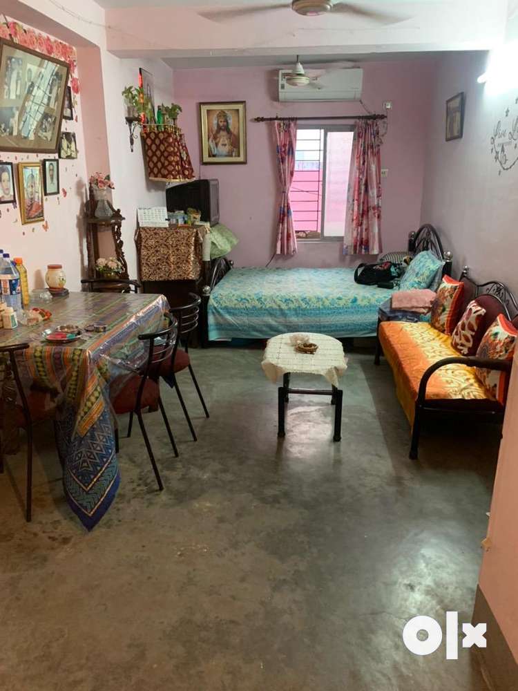 1 bhk flat for rent in cit road . Park circus