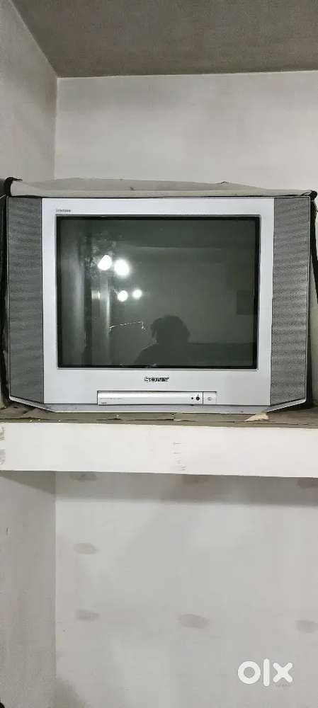 Sony Trinitron. Very Good Running Condition