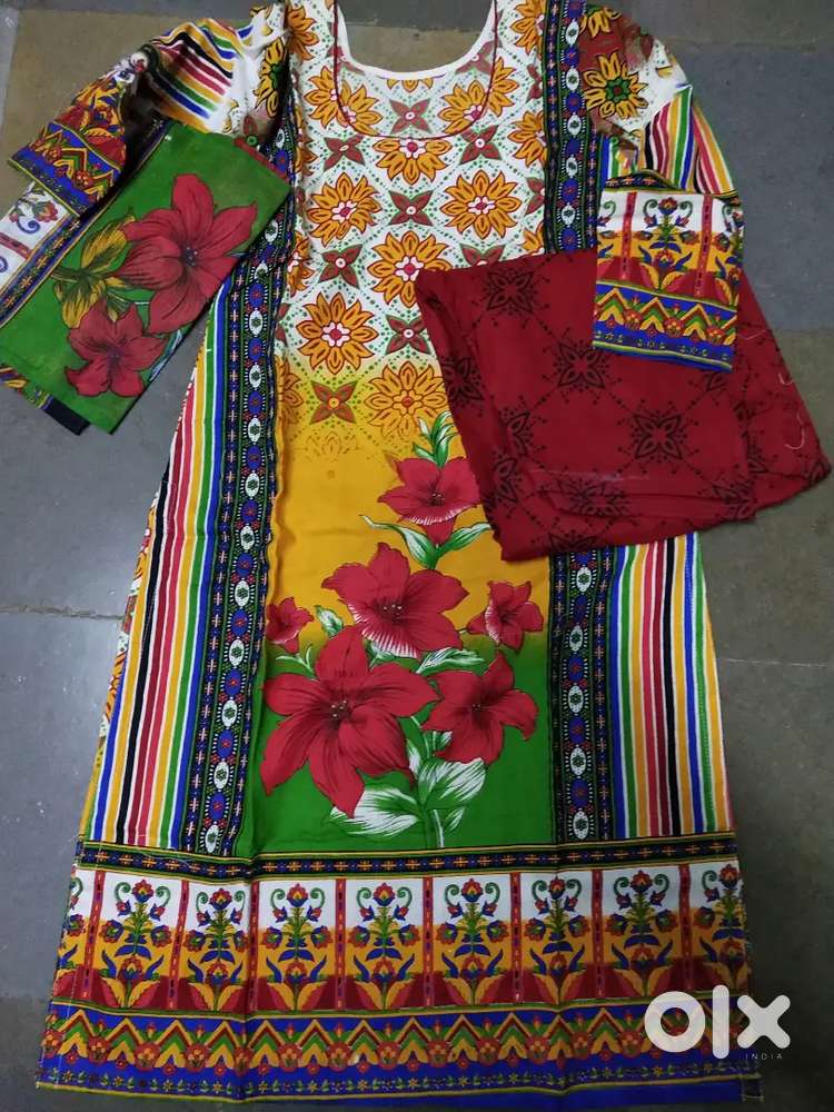 Stitched cotton dress medium size