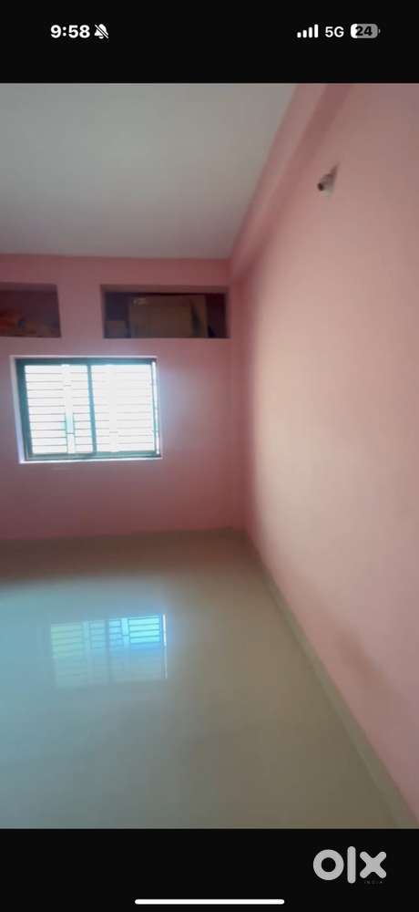 Need a roommate bachelor , Near iter collage dumduma