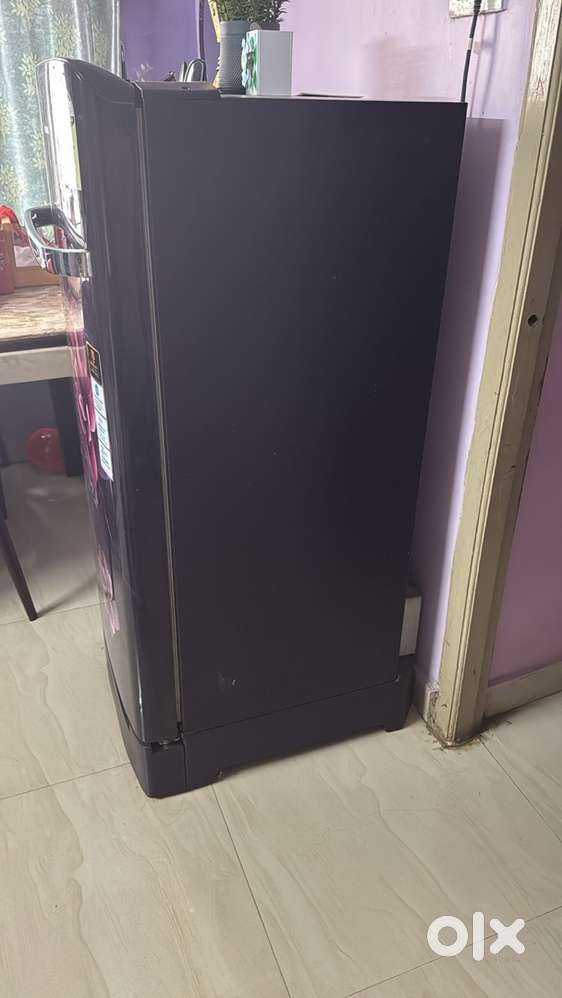 Single door refrigerator