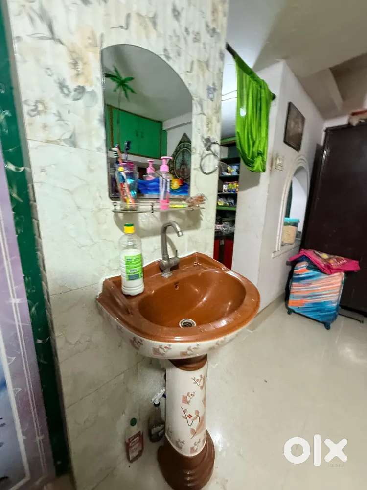 2 Bhk Room For Sharing. Working Professional are allowed.