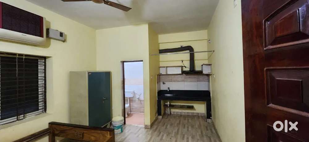 1 BHK Furnished House with tile flooring,  kitchen with chimney