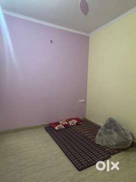 Single room for rent