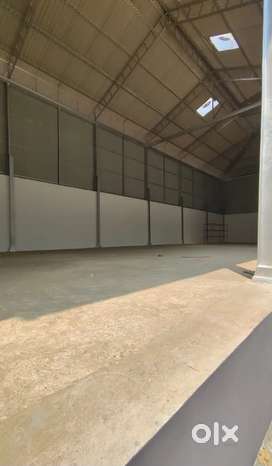 Godown for rent 1500 sqft 30000 rent near mankavu thiruvannur