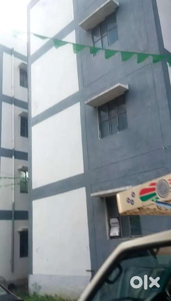 Ready to move Superb location beeram ameepur nearby BHELr