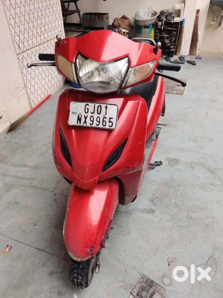 Activa 4g in 24000