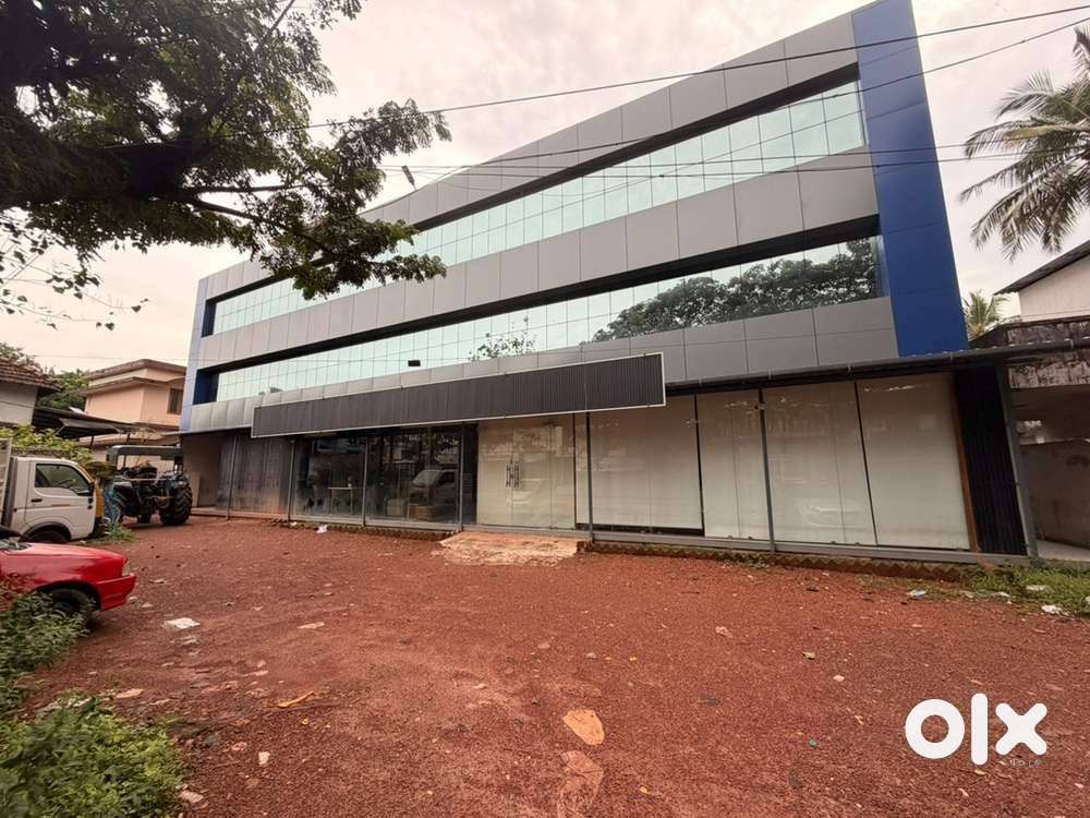 showrooms institute psc coaching centre ect 4400 sqft space available