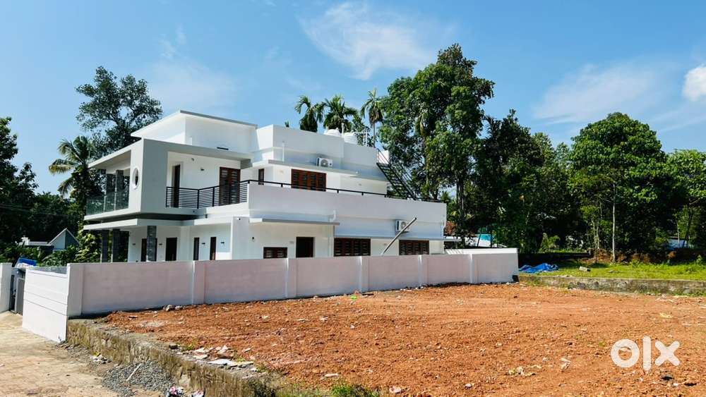 Plot For Sale Near Infopark Kakkanad