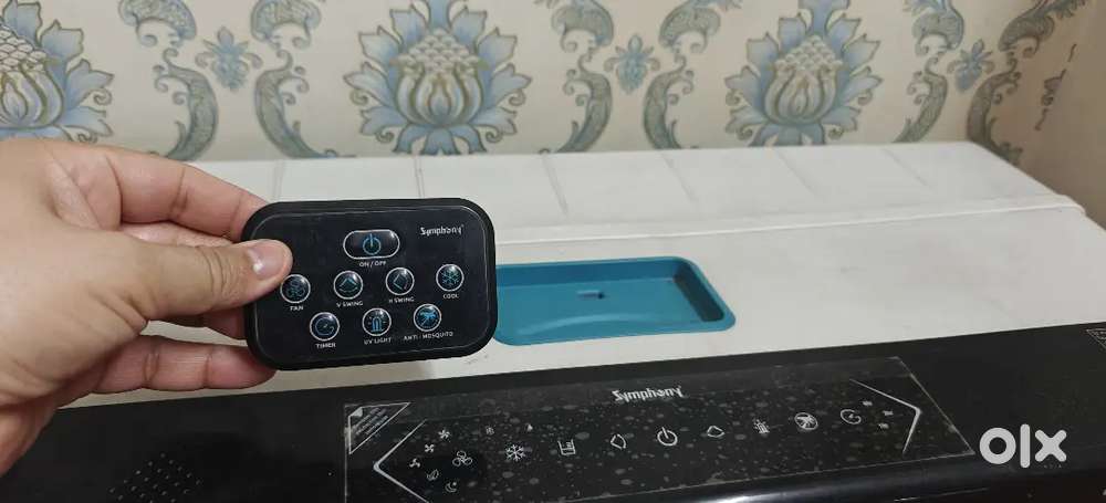 Symphony Cooler with Remote