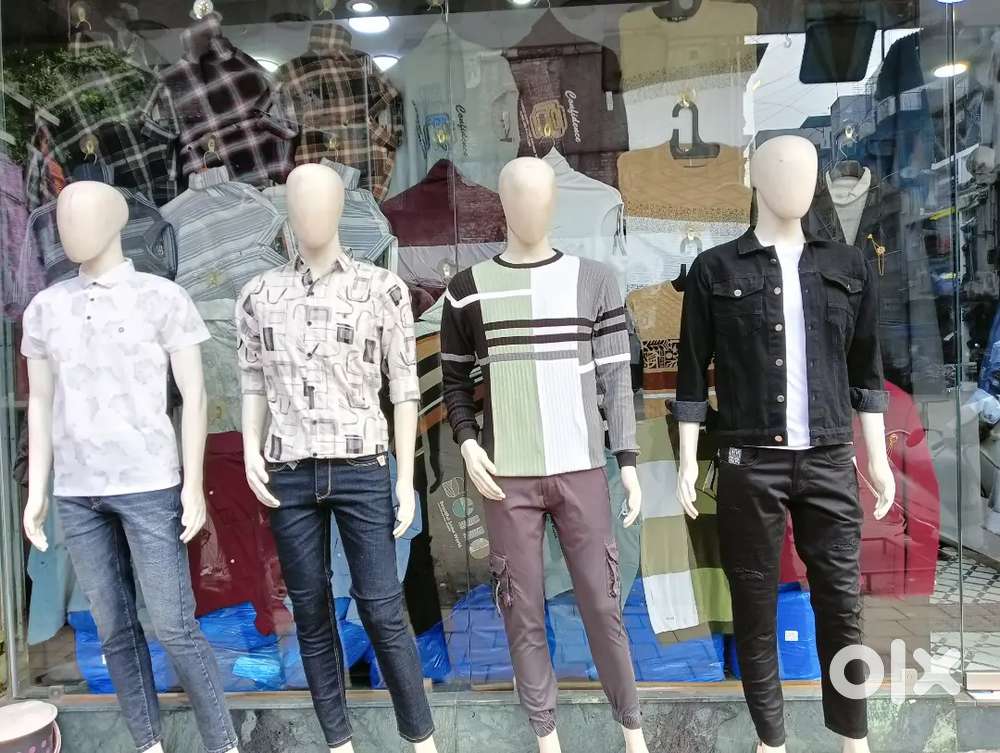 MEN'S MANNEQUIN PUTLA STATUE