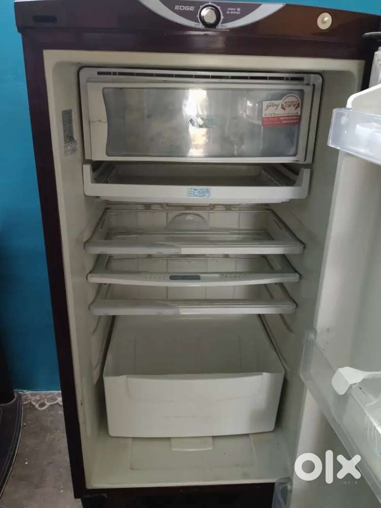 Godrej Refrigerator – Excellent Condition  Fully Working