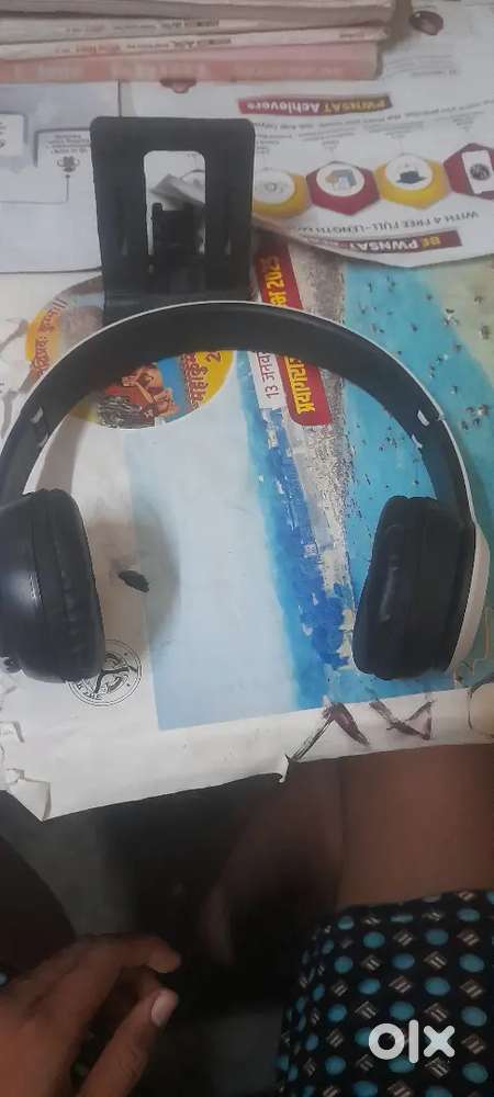 normal headphone