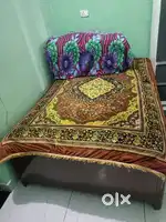 Selling Bed (6* 4*)