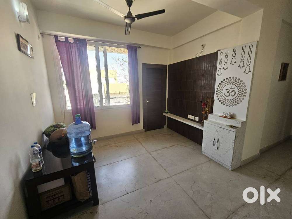 2 bhk flat available for rent in prime location.