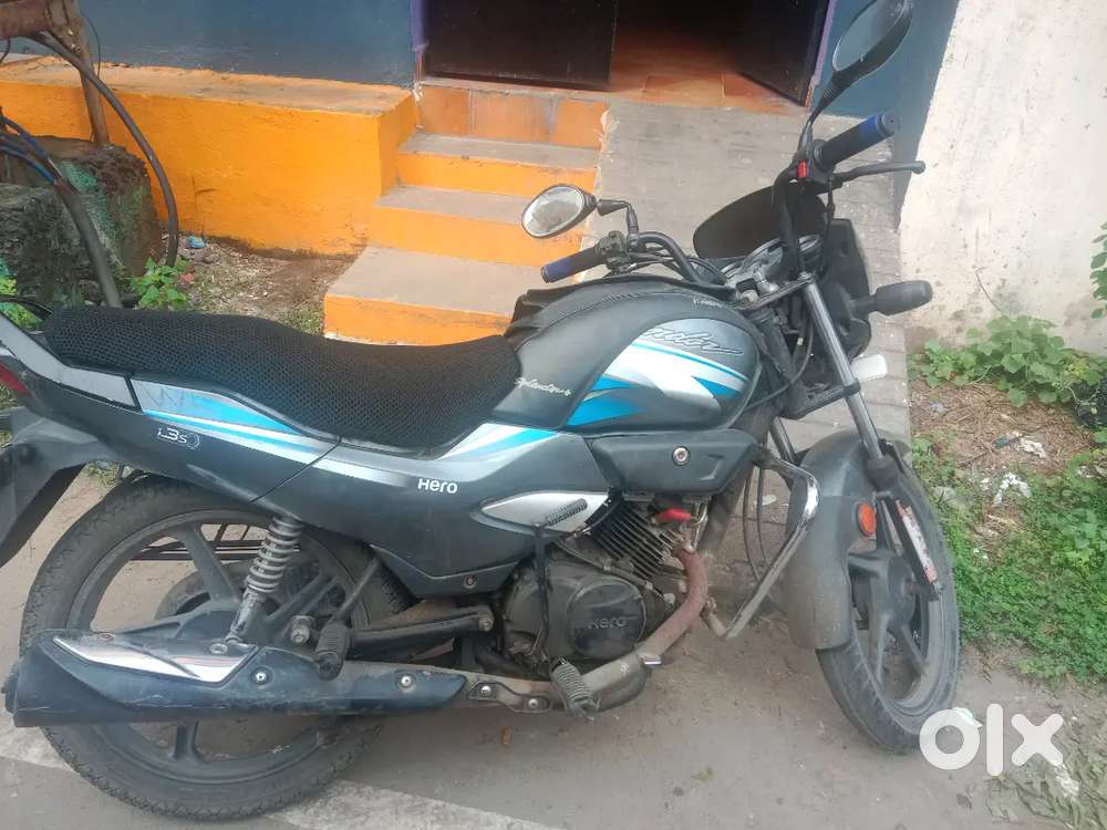 Super.  Mileage.  Very.  Very.  Nice.   Engin.    Show.   Room.   Cond