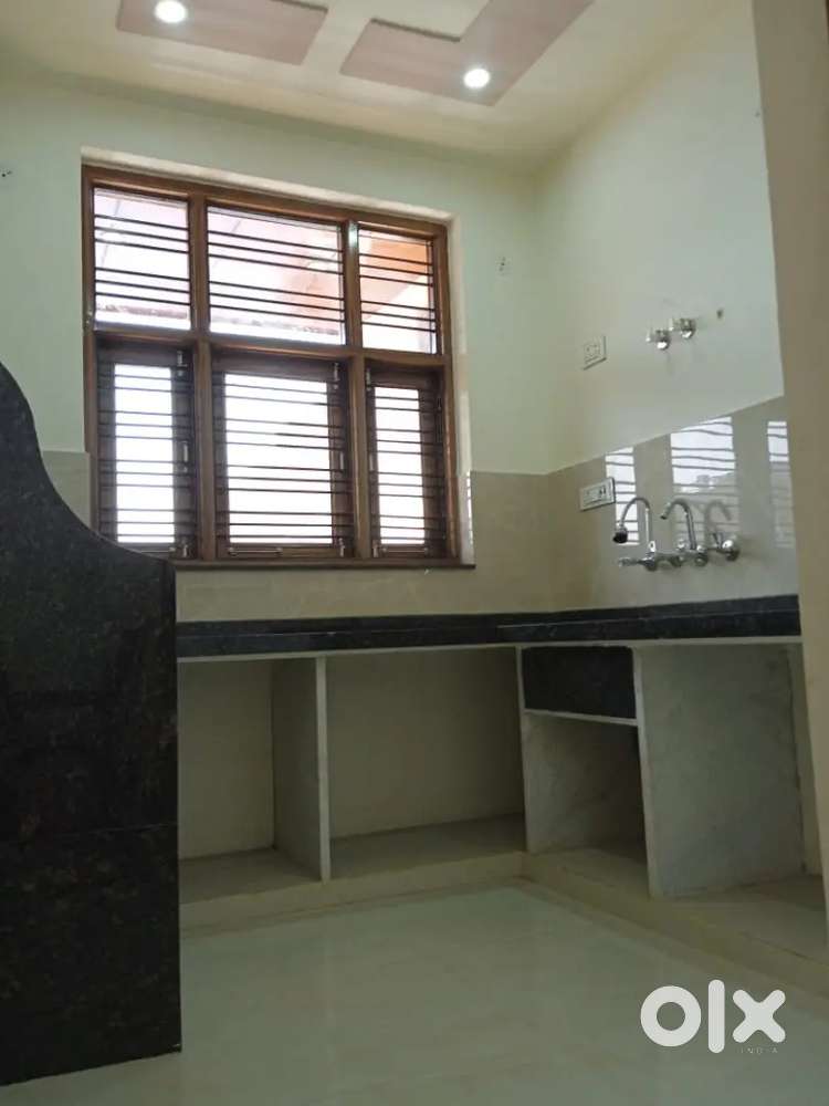 1  bhk flat available for rent in Sharing basis