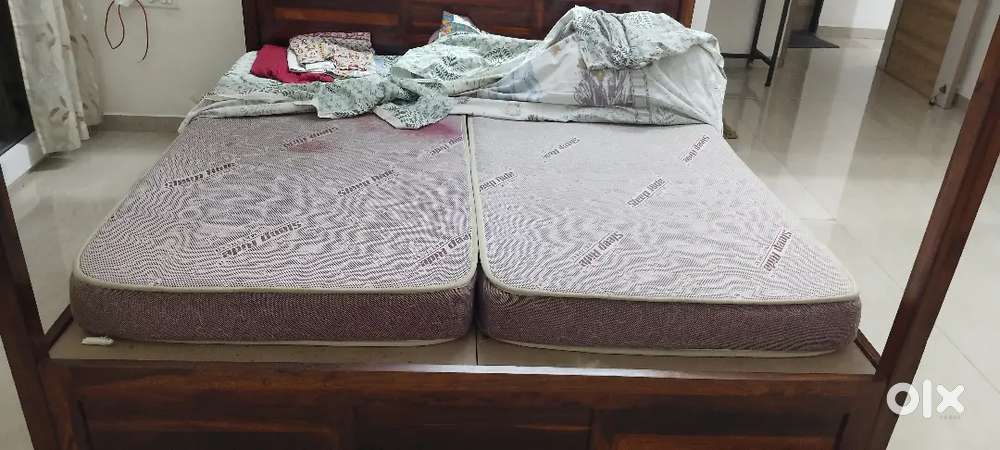 Double bed foam mattress