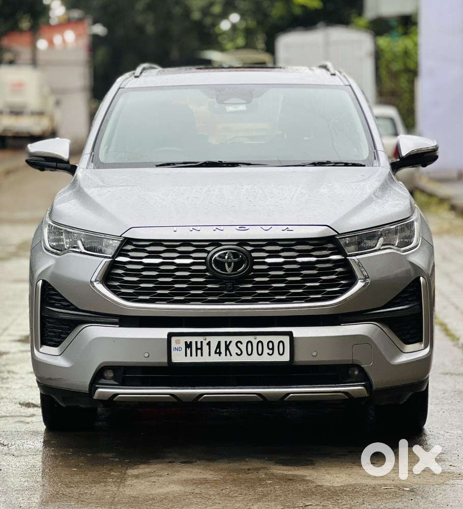 Toyota Innova Hycross 2.0 ZX (O) Hybrid 7 STR, 2023, Petrol