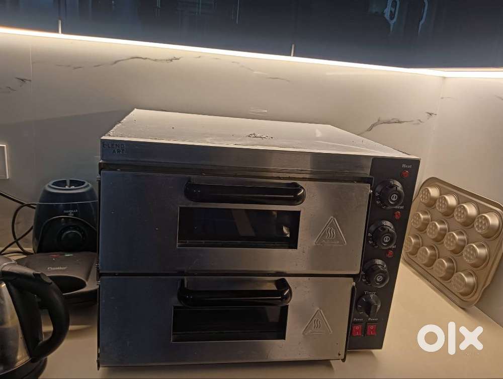 Commercial Pizza maker