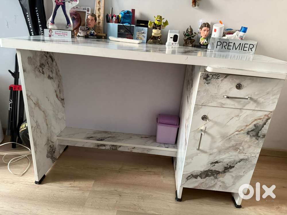 One month old computer table