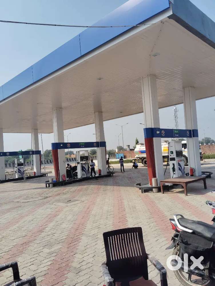 Petrol pump manager & salesman