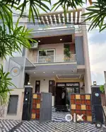 For sale 
 प्लॉट साइज=1000
कंस्ट्रक्शन= 1800 4Bhk 

यूआईटी कन्वर्टेड