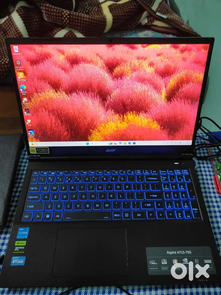 Acer aspire 7 gaming laptop in best condition possible