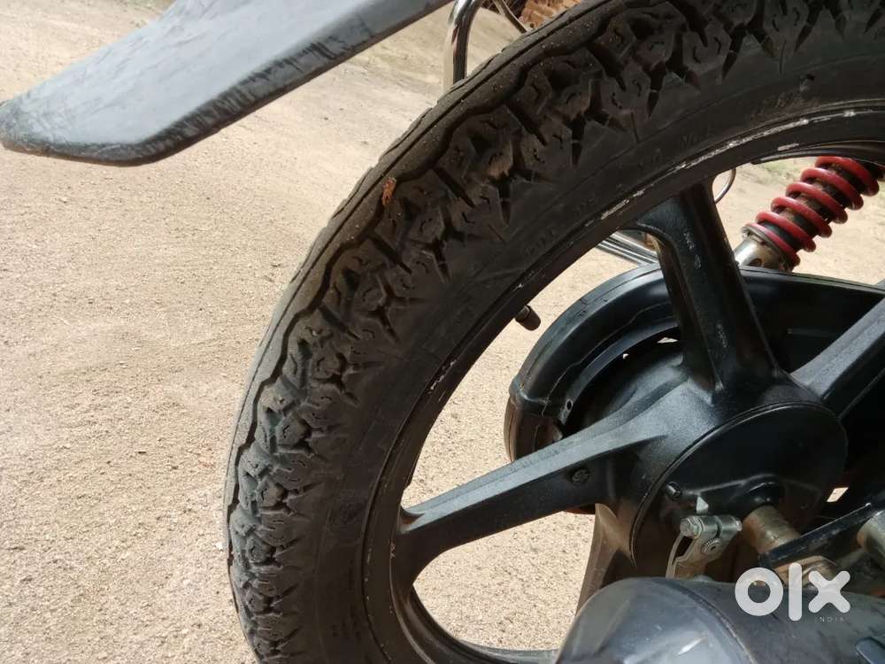 Ev scooter, second key availabl une, good condition