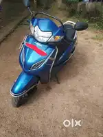 Showroom condition, showroom service, no scratches, well maintained