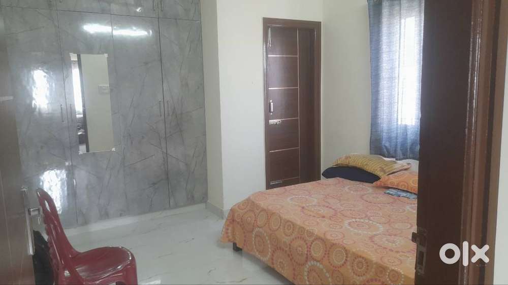 Looking for Female Flatmates/ Fully Furnished 1BHK