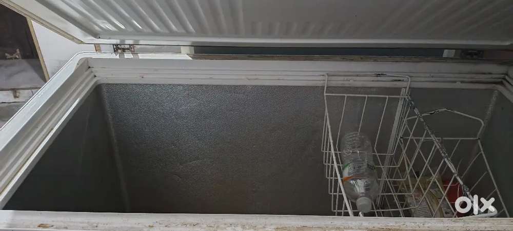 Good condition d friger urgent sell