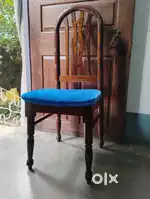 4 Chairs ready to use.