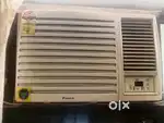 DAIKIN AC 1.5 TON WITH STABILIZER