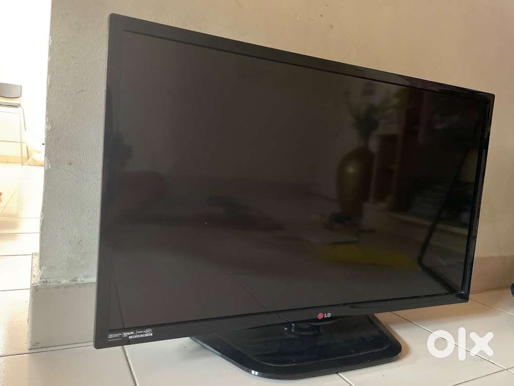 LG 32 inch LED TV