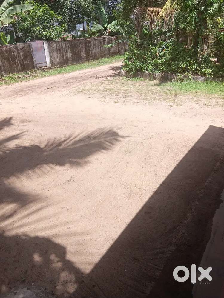 1 acre area plot for sale