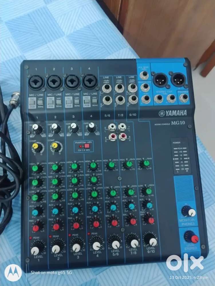 Dj yahama mixer 10 chennal new Condition