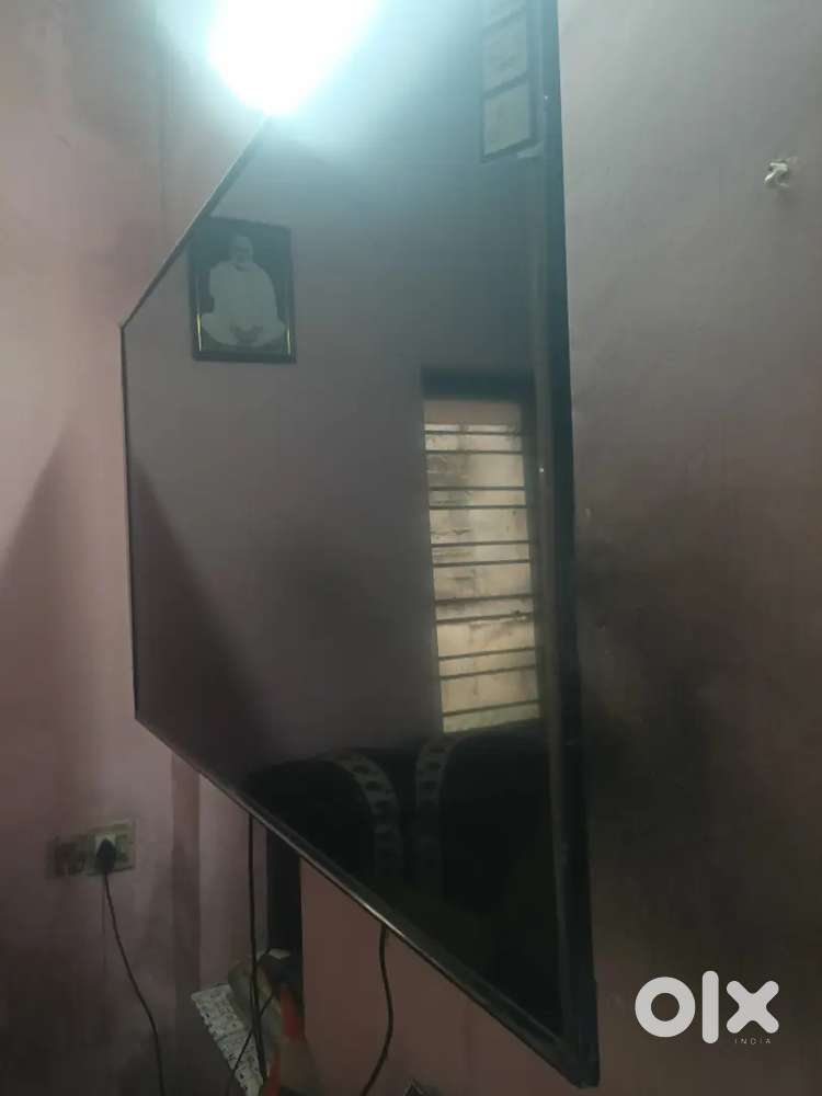 AMSTRAD TV 55 INCH FOR SALE