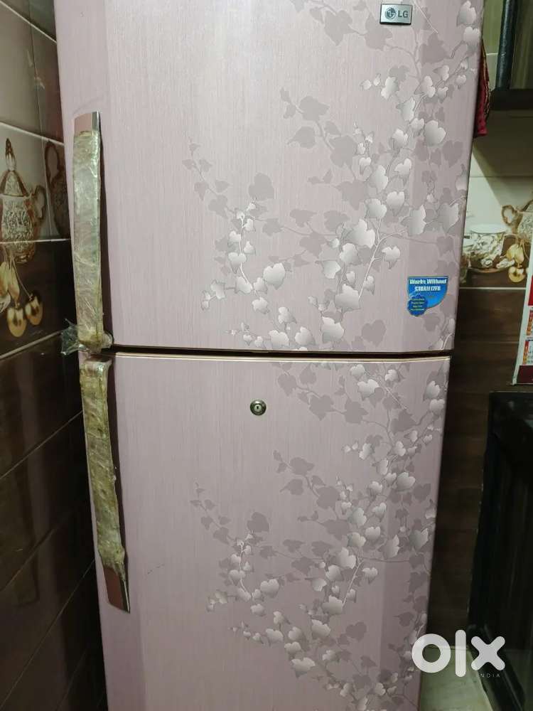 LG Double door fridge 310 Ltr For sale