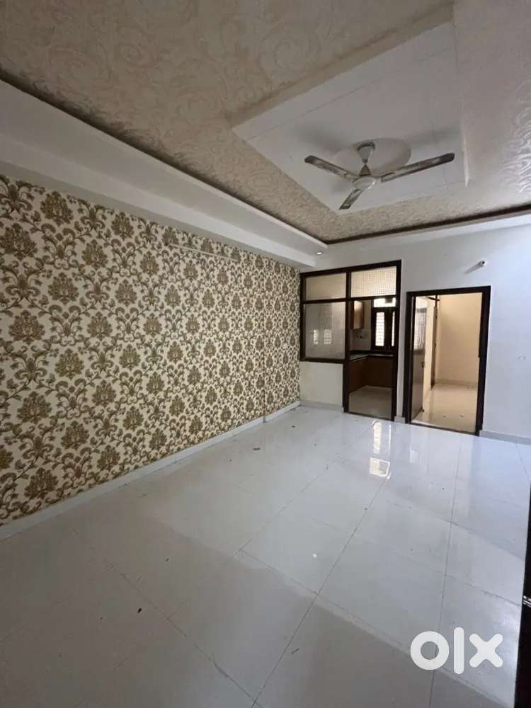 Fully furnished 3bhk with chimani water purifier bed rent 35000