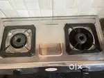 head nd hair dryer and iron .Kitchdn stove with 2 head