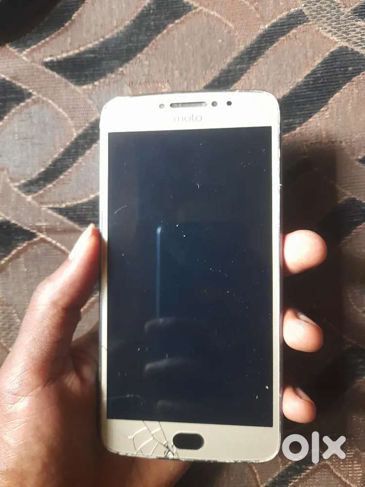 Moto e432/3GB