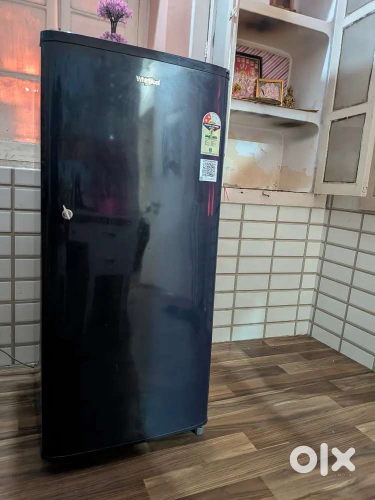 Whirlpool 184L, 2 star single door refrigerator