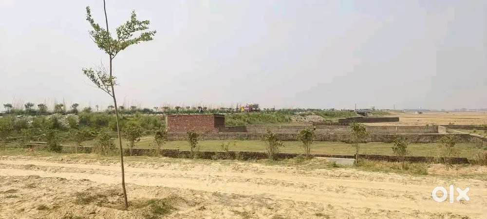 जिला पंचायत सेअप्रूव्ड प्लाट ले अपनी बजट में बैंक लोन के साथ